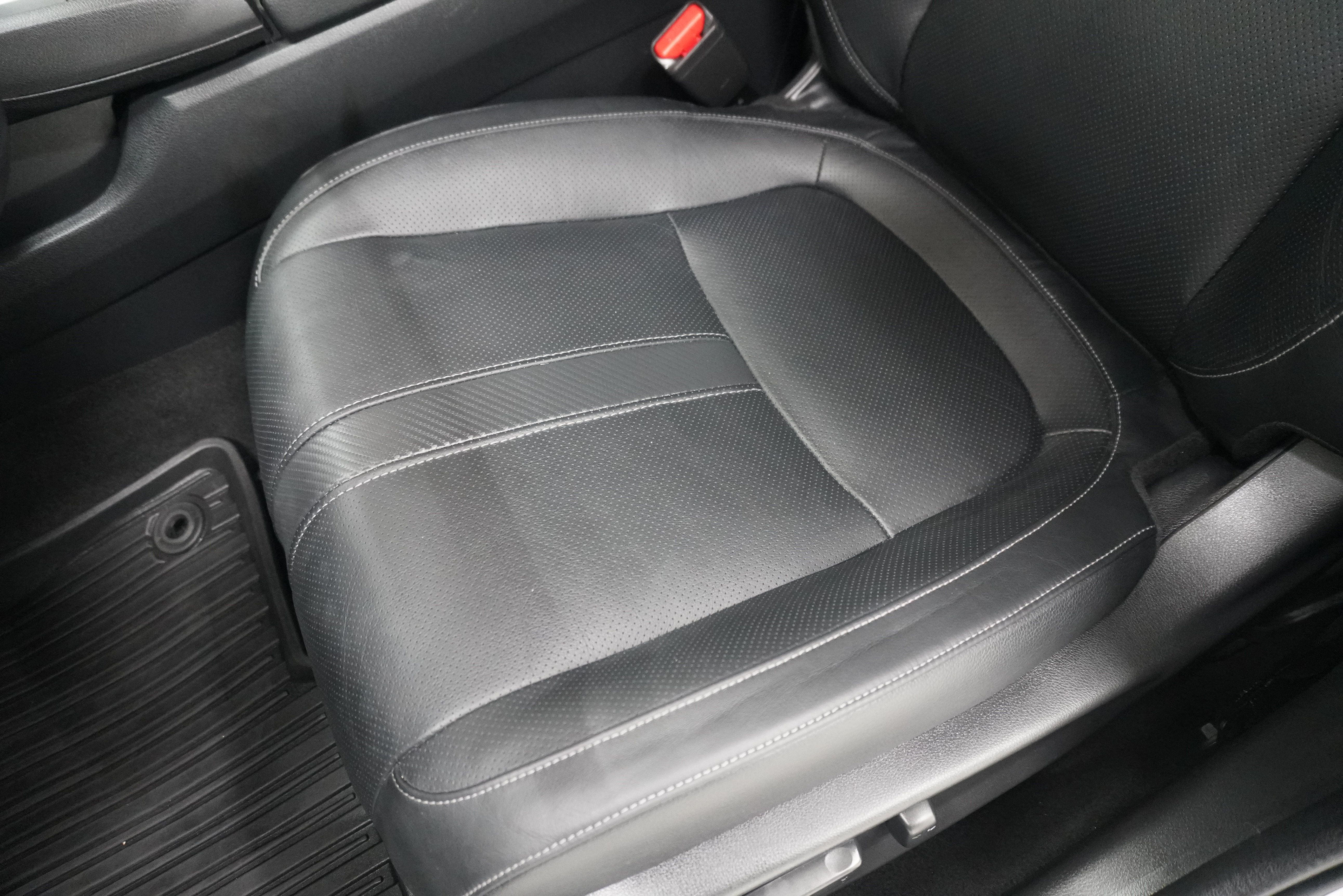 Used 2019 Honda Civic Sport Touring image 12