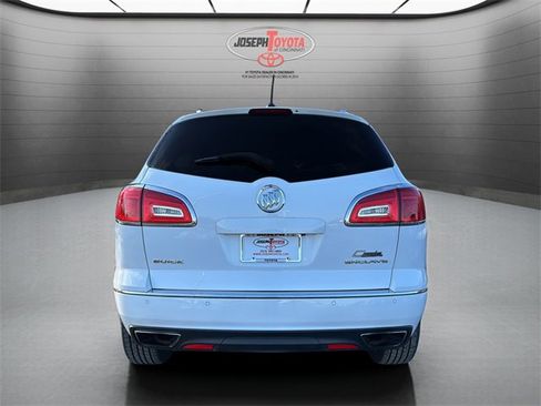 Used 2017 Buick Enclave Leather image 8