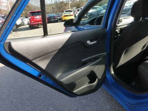 Used 2022 Kia Rio S image 25