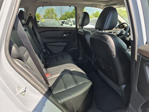 Used 2023 Nissan Rogue SL w/ SL Premium Package AWD/4WD image 32
