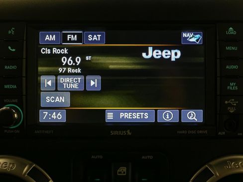 Used 2018 Jeep Wrangler Unlimited Rubicon w/ Dual Top Group image 25