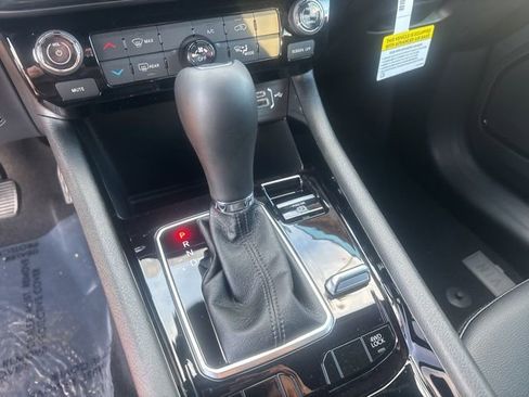 New 2026 Jeep Compass Latitude image 29