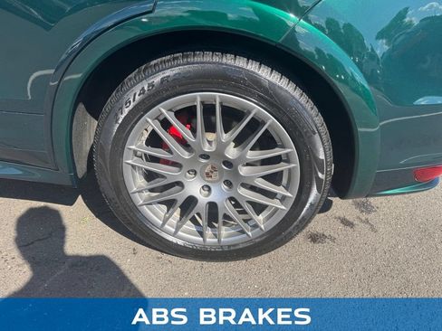 Used 2013 Porsche Cayenne GTS AWD/4WD image 16