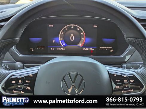Used 2022 Volkswagen Tiguan SE R-Line image 29