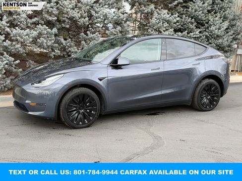 Used 2023 Tesla Model Y Long Range image 1