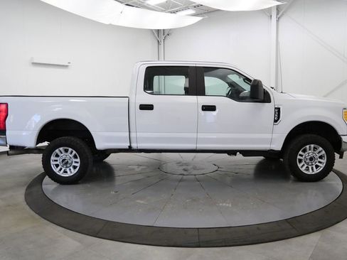 Used 2017 Ford F350 XL AWD/4WD image 8