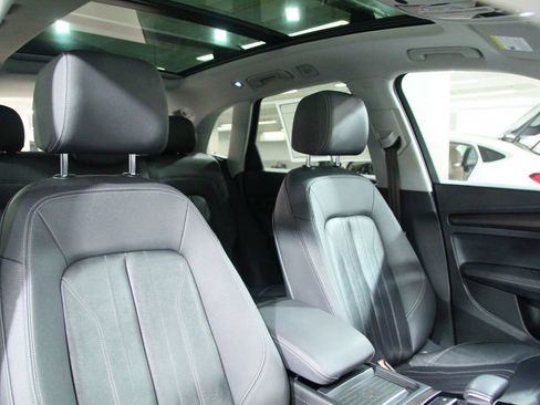 Used 2021 Audi Q5 2.0T Premium Plus w/ Premium Plus Package AWD/4WD image 21