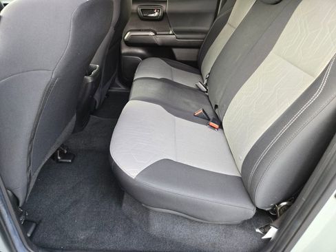 Used 2023 Toyota Tacoma 4x4 Double Cab image 12