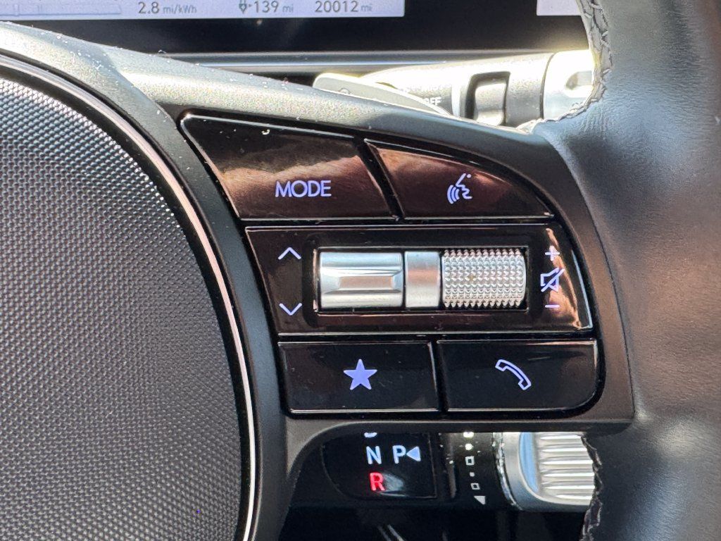 Certified 2024 Hyundai Ioniq 6 SEL RWD image 28