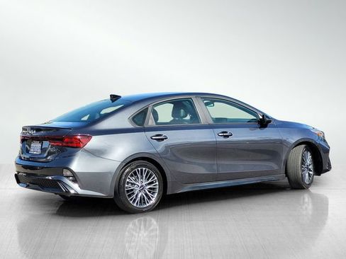 Used 2023 Kia Forte GT-Line w/ GT-Line Premium Package image 4