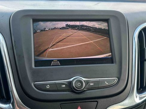 Used 2020 Chevrolet Equinox LT image 31