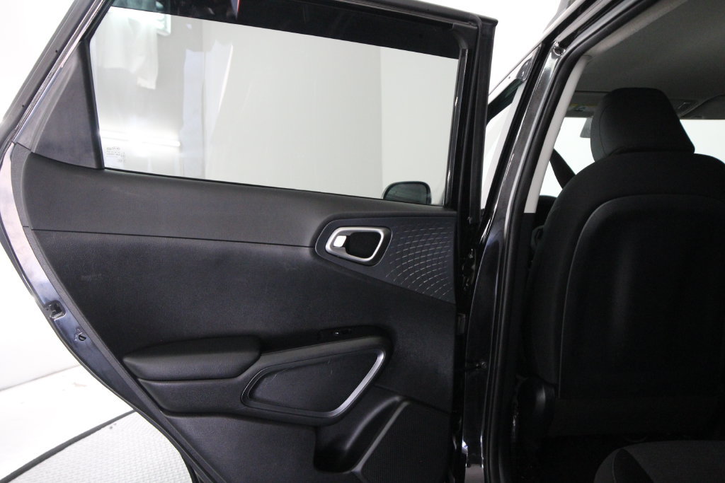 Used 2021 Kia Soul S FWD image 34