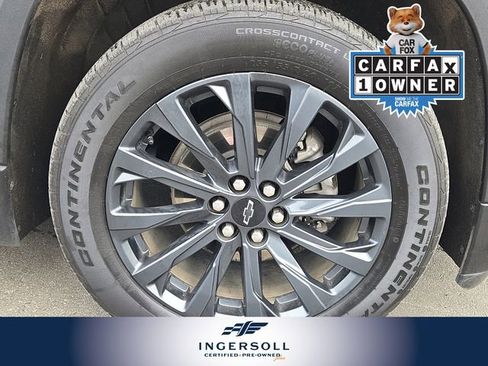 Used 2023 Chevrolet Traverse RS image 11