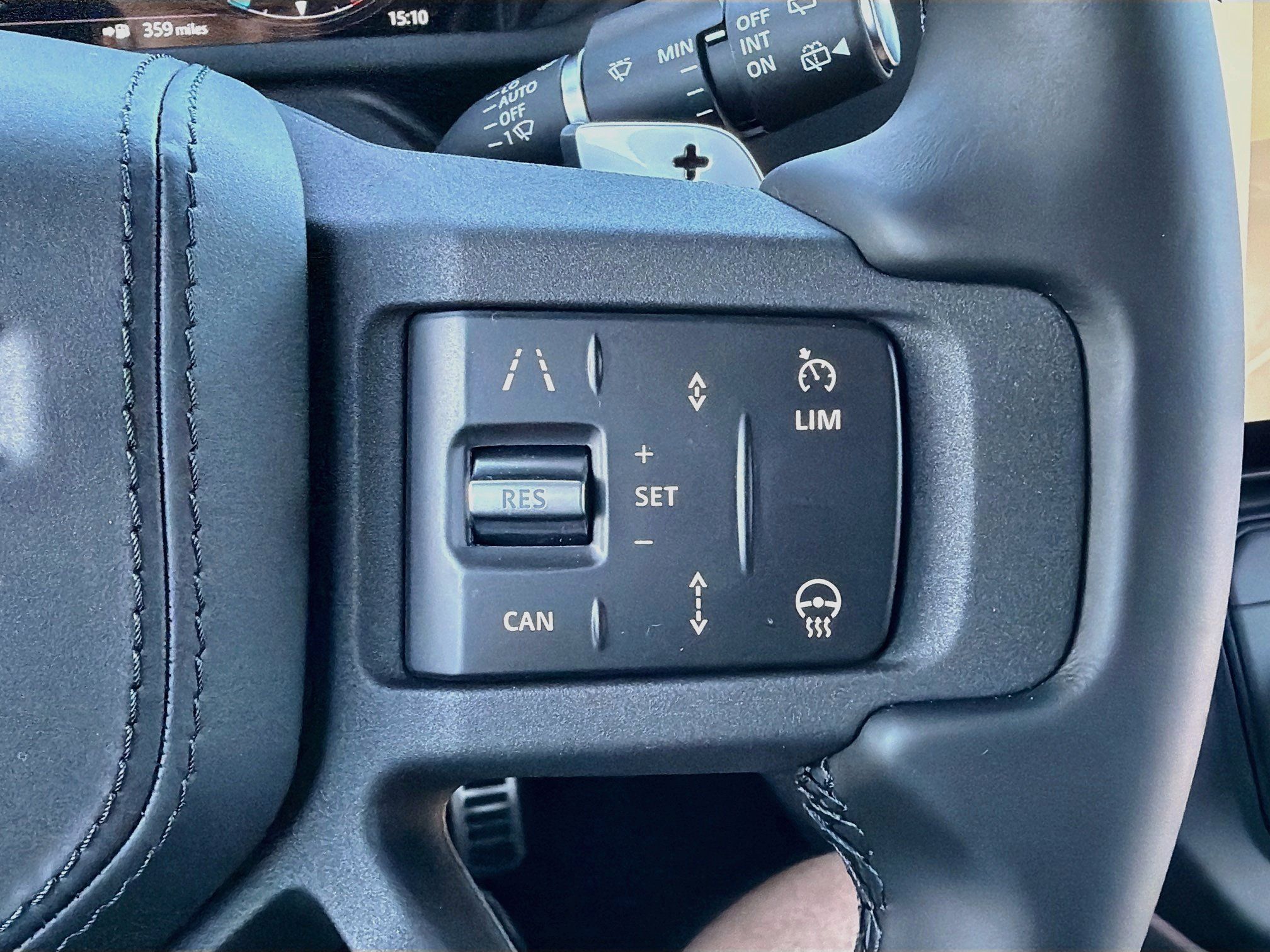 New 2026 Land Rover Defender 130 V8 AWD/4WD image 39