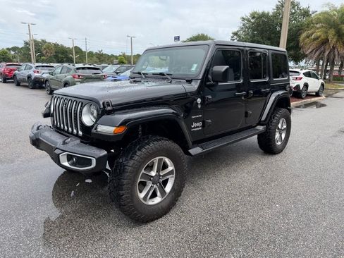 Used 2021 Jeep Wrangler Unlimited Sahara AWD/4WD image 11