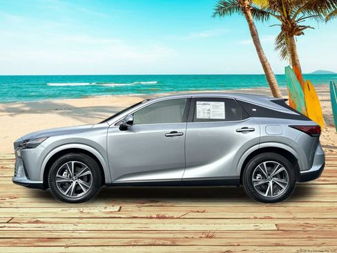 Used 2024 Lexus RX 350h w/ Accessory Package (Z1) image 3