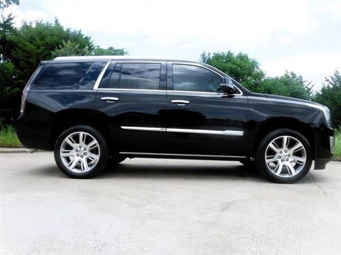 Used 2015 Cadillac Escalade Premium AWD/4WD image 5