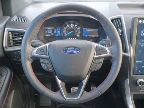 Used 2023 Ford Edge ST-Line w/ Class II Trailer Tow Package image 20