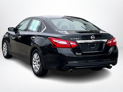 Used 2017 Nissan Altima 2.5 image 4