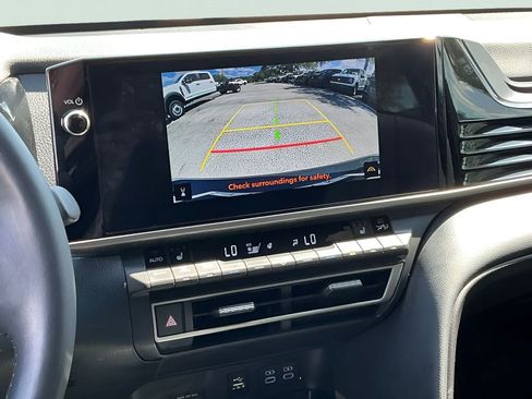 Used 2025 Toyota Camry XSE FWD image 23