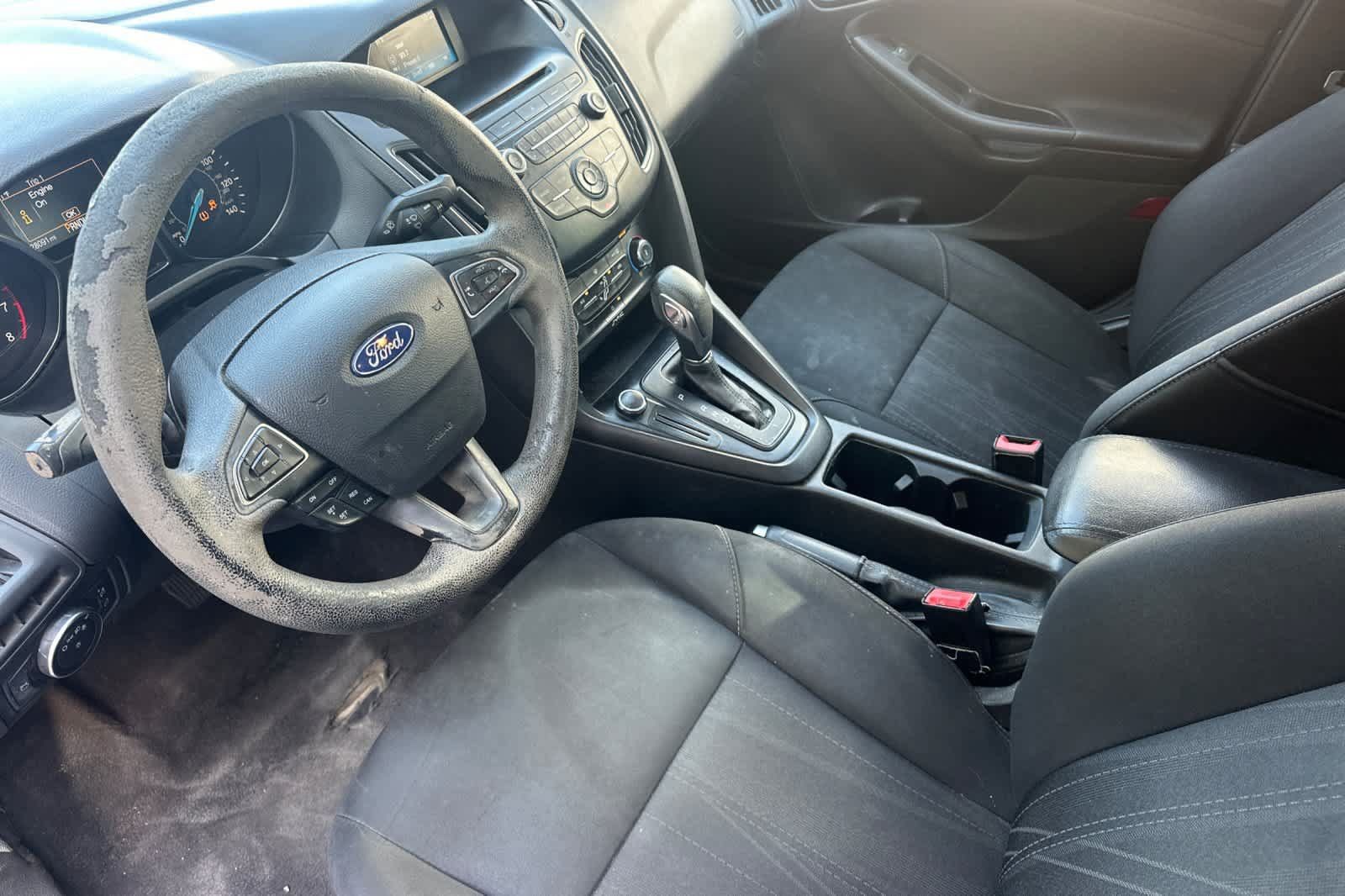 Used 2017 Ford Focus SE FWD image 14