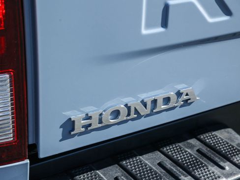 Certified 2025 Honda Ridgeline TrailSport image 9