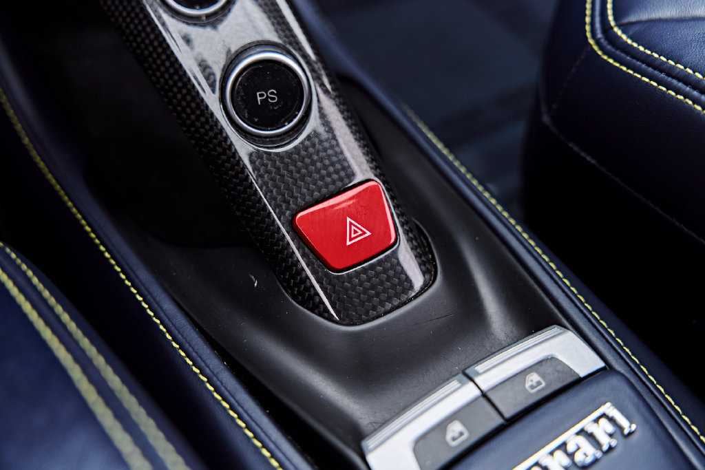Used 2017 Ferrari 488 GTB RWD image 74
