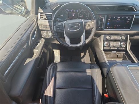 Used 2021 GMC Yukon Denali w/ LPO, Illumination Package image 19