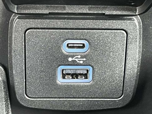 New 2025 Ford Bronco 4-Door image 21