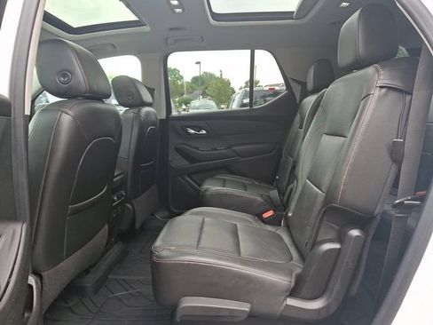 Used 2020 Chevrolet Traverse Premier w/ Redline Edition AWD/4WD image 12