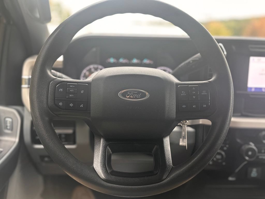 Used 2024 Ford F350 XLT w/ Snow Plow Prep Package AWD/4WD image 9