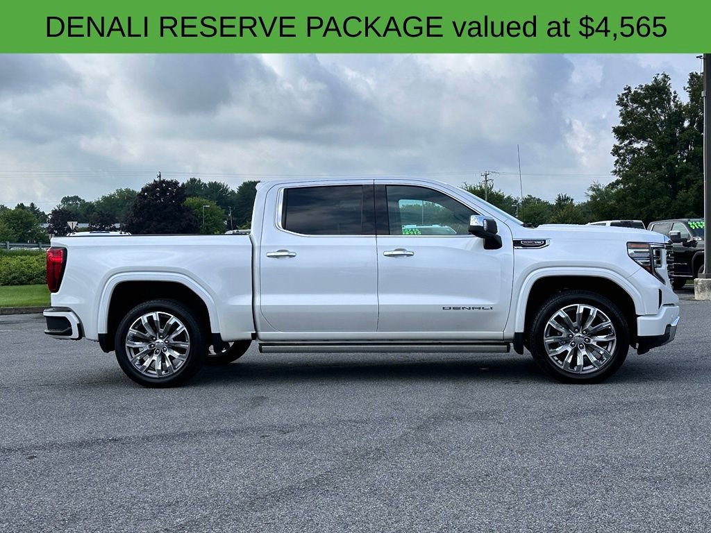Used 2025 GMC Sierra 1500 Denali w/ Denali Reserve Package AWD/4WD image 3
