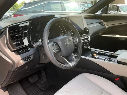 Certified 2024 Lexus RX 350 Premium w/ Accessory Package AWD/4WD image 17