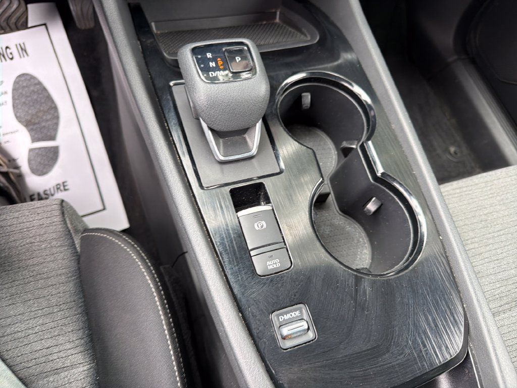 Certified 2023 Nissan Rogue SV FWD image 21