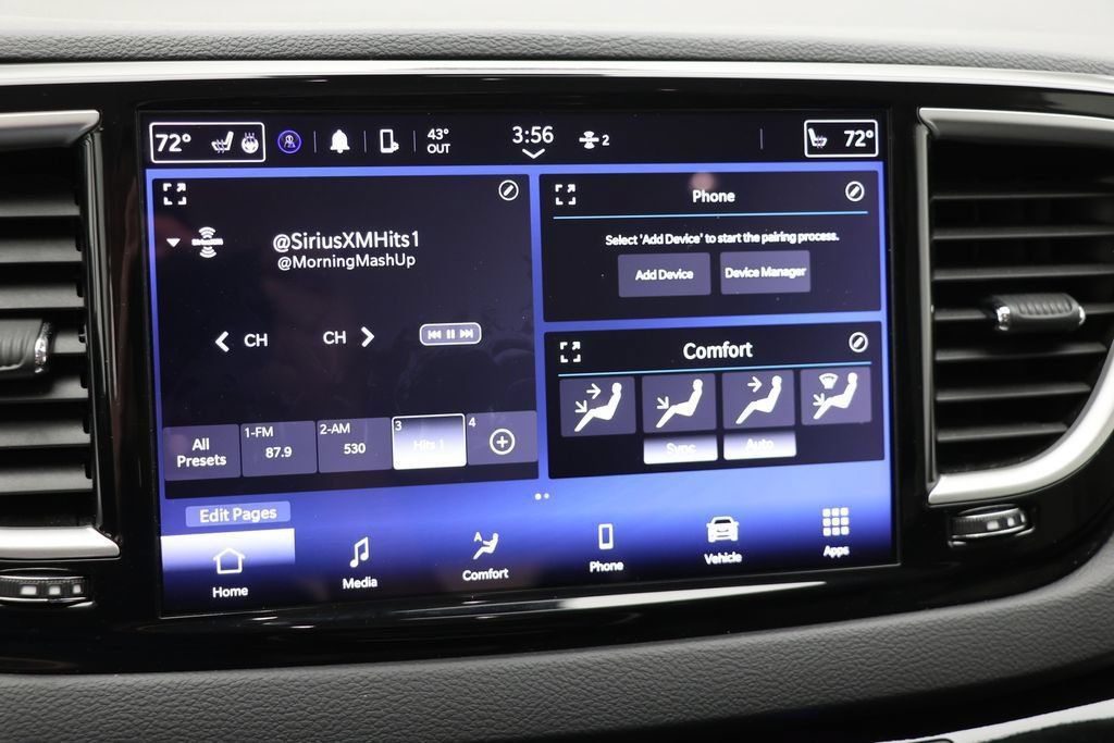 Used 2024 Chrysler Pacifica Touring-L FWD image 21