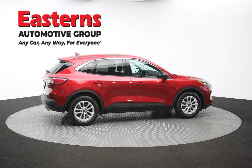 Used 2022 Ford Escape SE w/ Convenience Package FWD image 46