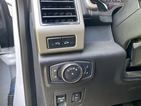 Used 2019 Ford F150 Lariat AWD/4WD image 19