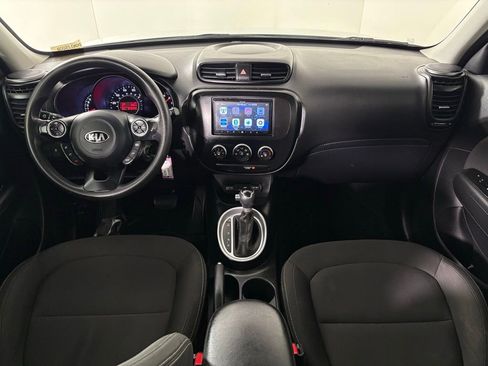 Used 2019 Kia Soul FWD image 28