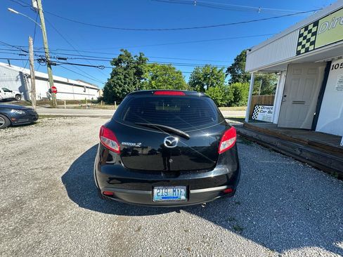 Used 2013 MAZDA MAZDA2 Sport FWD image 3