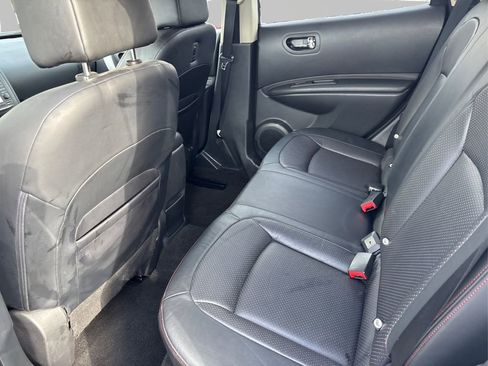 Used 2011 Nissan Rogue SV w/ SL Pkg image 10