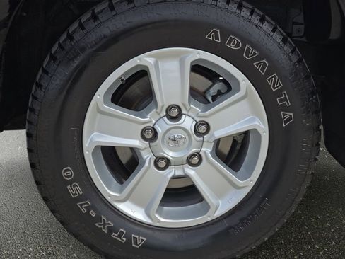 Used 2019 Toyota Sequoia SR5 w/ Premium Package RWD image 38
