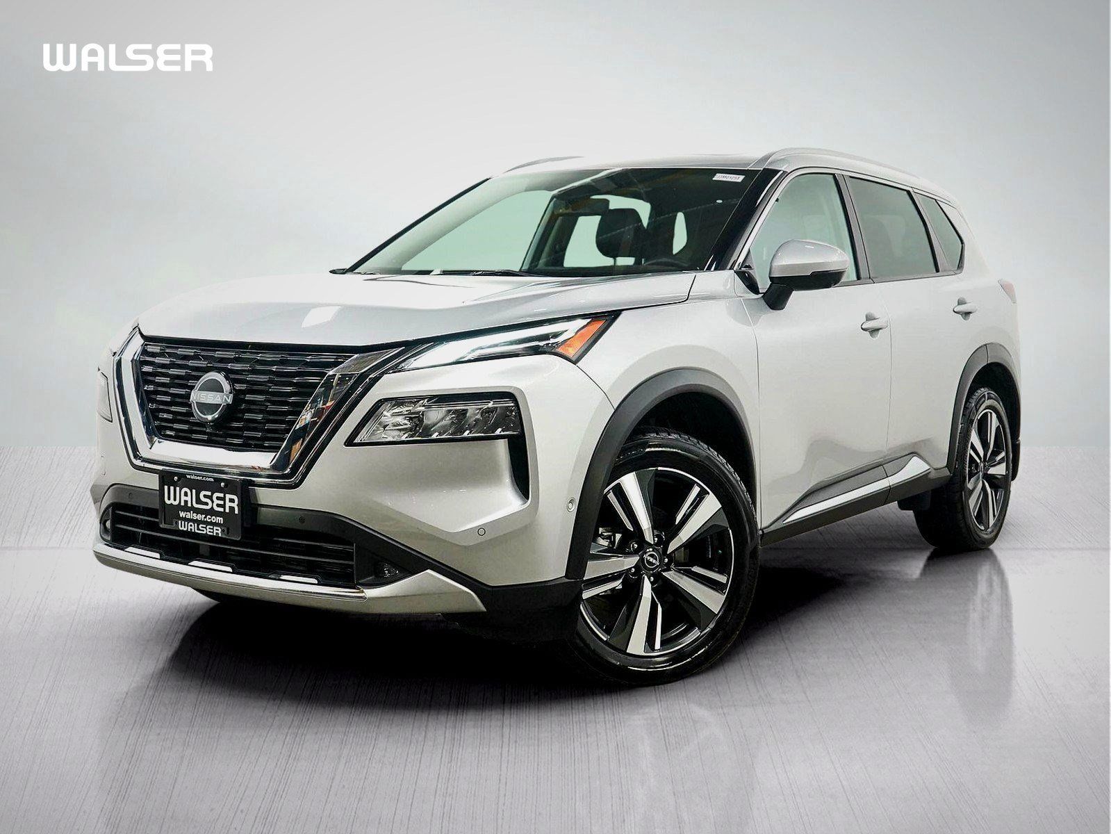 Used 2022 Nissan Rogue Platinum w/ Head-Up Display Package AWD/4WD image 1
