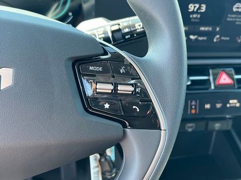 New 2026 Kia Niro LX FWD image 23