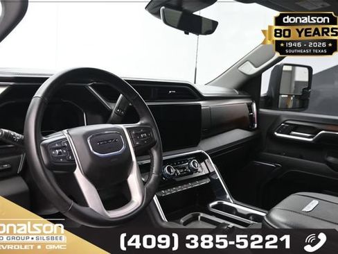 Used 2024 GMC Sierra 2500 Denali w/ Denali Reserve Package AWD/4WD image 7