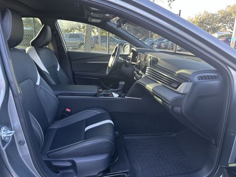 Used 2025 Toyota Camry SE w/ Multimedia Upgrade Package FWD image 9