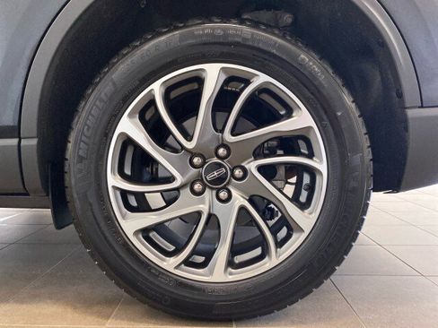 Used 2022 Lincoln Corsair AWD w/ Equipment Group 101A image 24
