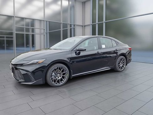 New 2026 Toyota Camry SE image 3