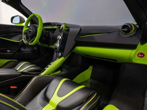 Used 2021 McLaren 720S Performance RWD image 82
