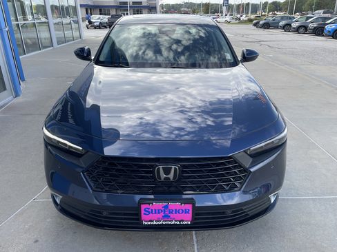 Used 2024 Honda Accord Touring image 5