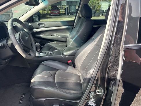 Used 2015 INFINITI Q40 w/ Navigation Package image 9